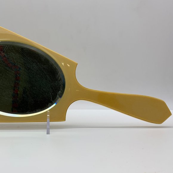 Vintage early plastic beveled hand mirror- Celluloid? Bakelite? Something else? - Picture 2 of 8